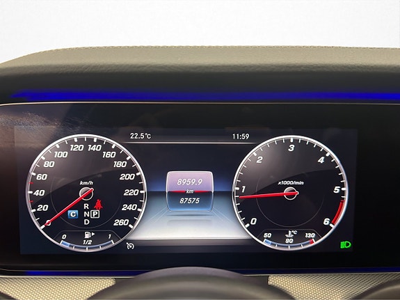 Mercedes-Benz E200 d 20 of 30