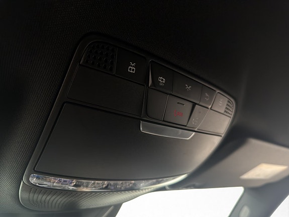 Mercedes-Benz E200 d 22 of 30