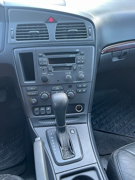 Volvo V70 9 of 11