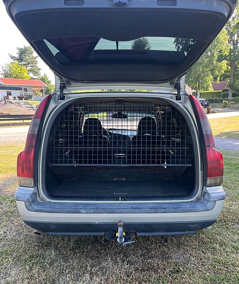 Volvo V70 6 of 11