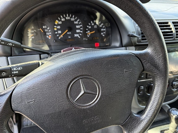 Mercedes-Benz M-Klass 14 of 16
