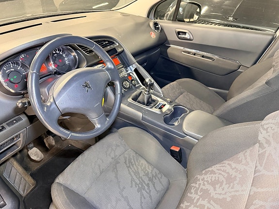 Peugeot 3008 10 of 15