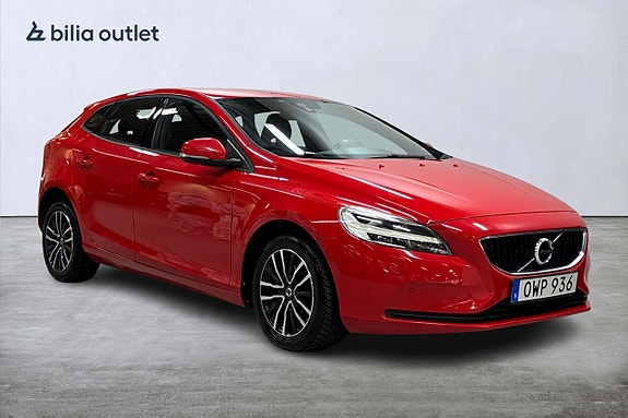 Volvo V40 4 of 28