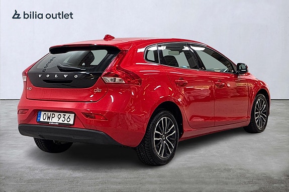 Volvo V40 6 of 28