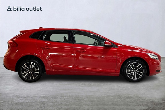 Volvo V40 5 of 28