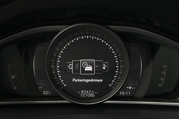 Volvo V40 18 of 28