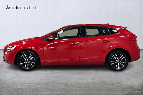 Volvo V40 9 of 28