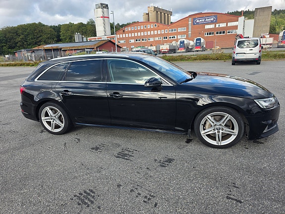 Audi A4 9 of 9
