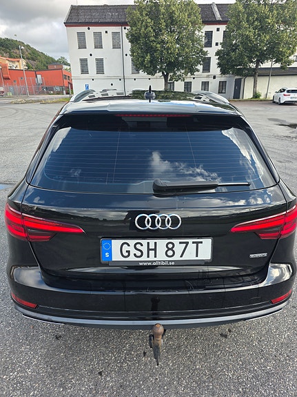 Audi A4 4 of 9