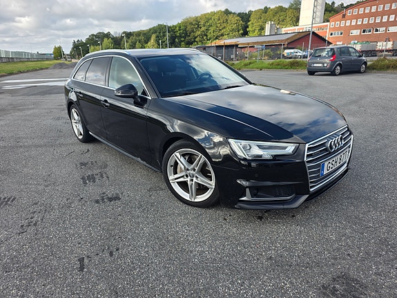 Audi A4 2 of 9