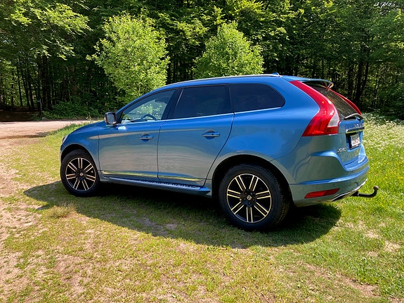 Volvo XC60 3 of 3