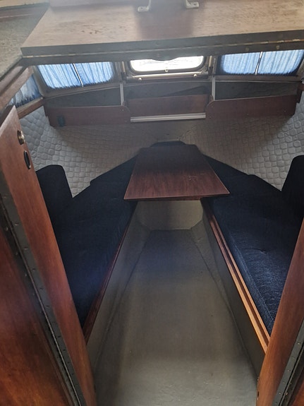 Uttern 690 2 of 10