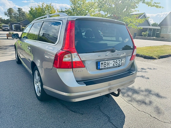 Volvo V70 5 of 8