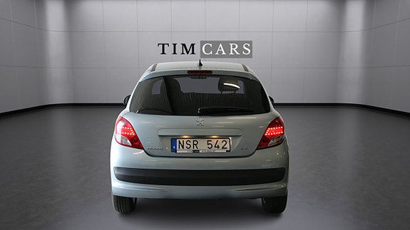 Peugeot 207 2 of 15