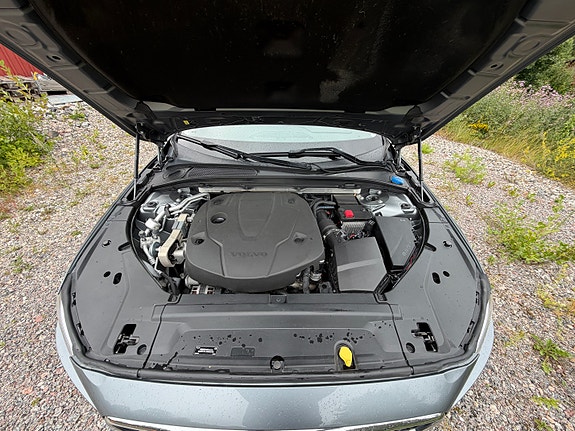 Volvo V90 Cross Country 6 of 8