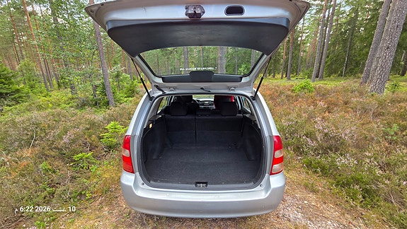 Toyota Corolla 7 of 9