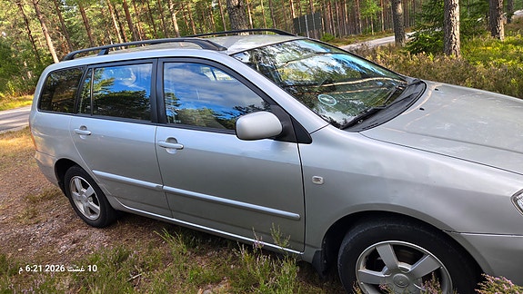 Toyota Corolla 3 of 9