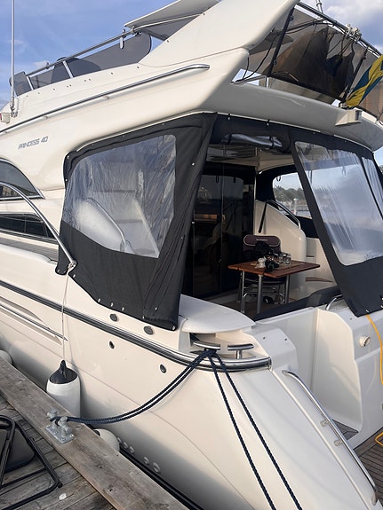 Höstpris! Mycket fin Princess 40 flybridge 2 of 10