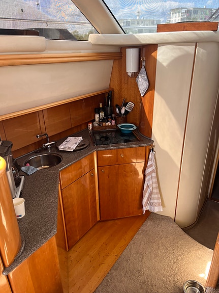 Höstpris! Mycket fin Princess 40 flybridge 9 of 10