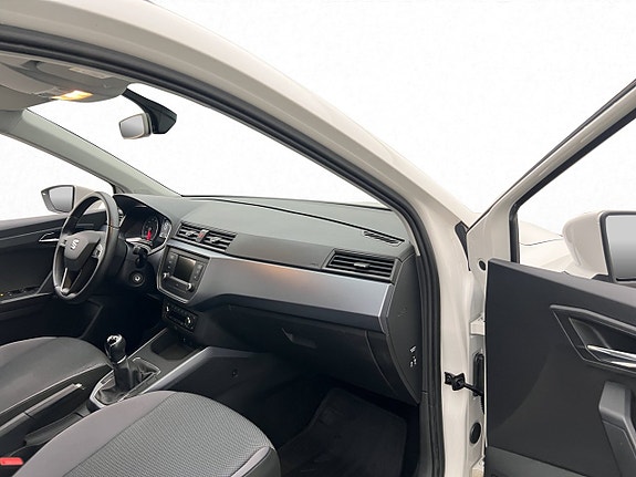 Seat Arona 22 of 27