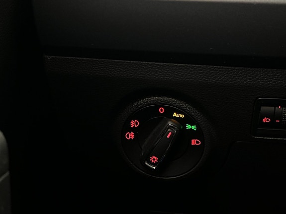 Seat Arona 27 of 27