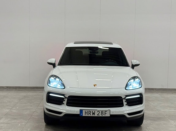 Porsche Cayenne S 6 of 30