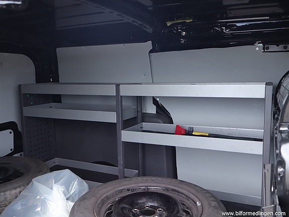 Ford Transit Connect 19 of 27