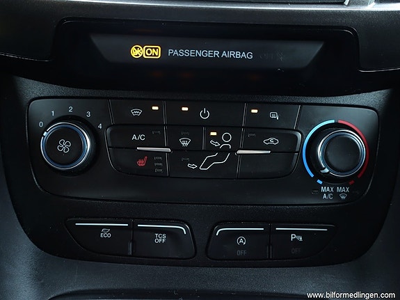 Ford Transit Connect 15 of 27