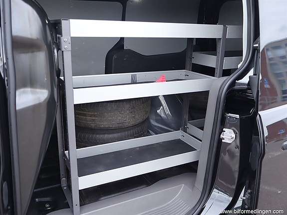 Ford Transit Connect 20 of 27