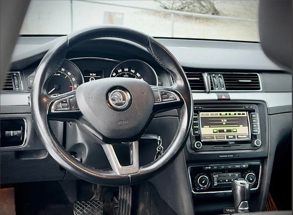 Skoda Superb 4 of 6