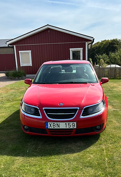 Saab 9-5 2 of 10