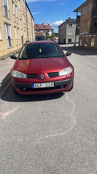 Renault Megane II 2 of 4