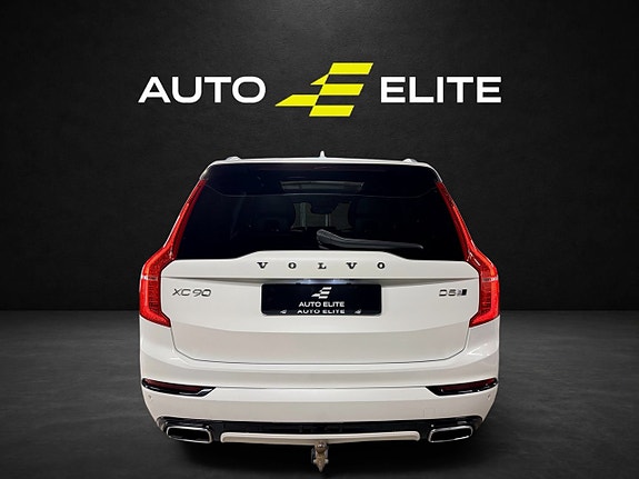 Volvo XC90 4 of 30