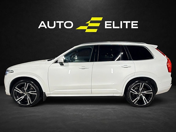 Volvo XC90 2 of 30