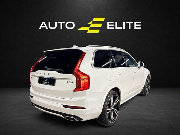 Volvo XC90 5 of 30