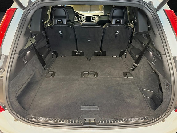 Volvo XC90 9 of 30