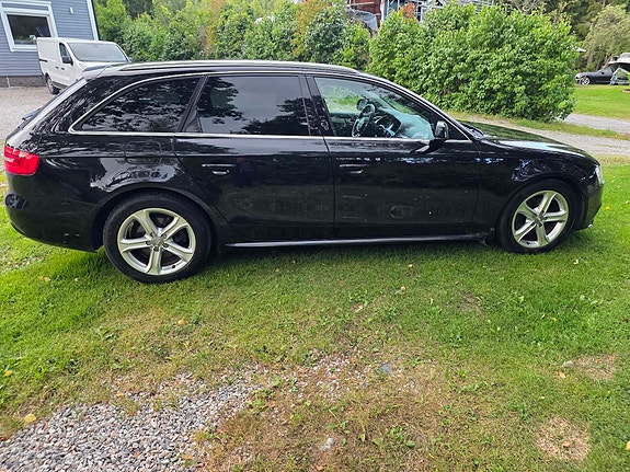 Audi A4 3 of 8