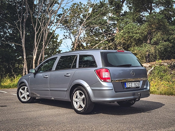 Opel Astra 3 of 14