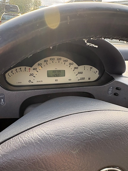 Mercedes-Benz A160 6 of 8
