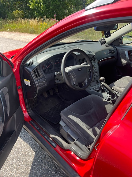 Volvo V70 5 of 5