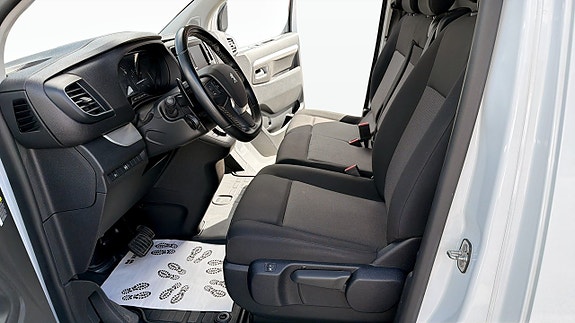 Peugeot Expert 5 of 10