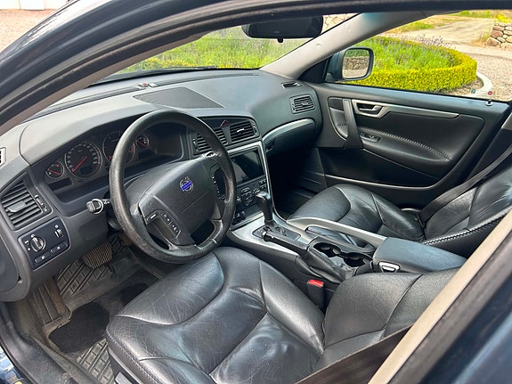 Volvo XC70 5 of 7