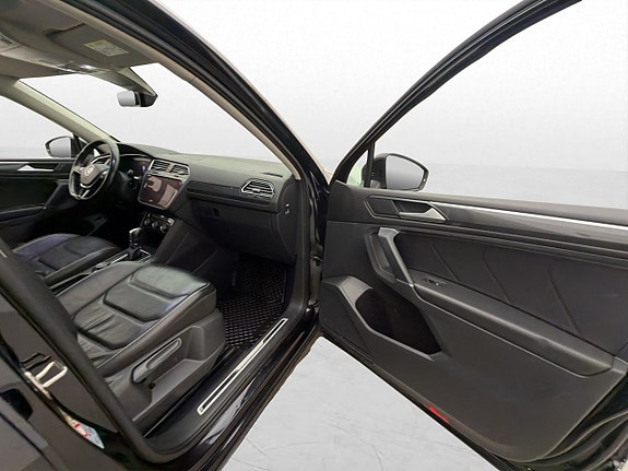 Volkswagen Tiguan Allspace 29 of 30