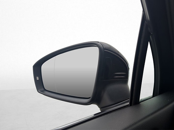 Volkswagen Tiguan Allspace 17 of 30