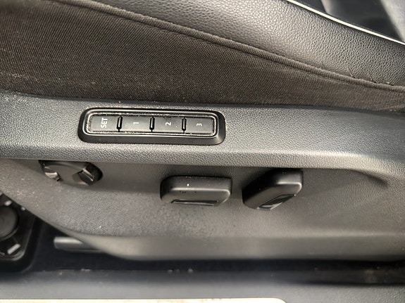 Volkswagen Tiguan Allspace 13 of 30