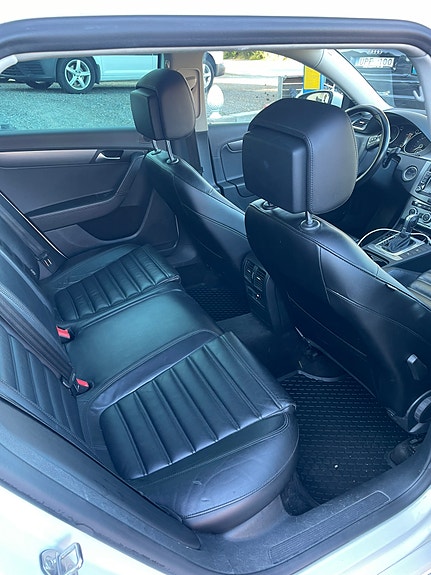 Volkswagen Passat 6 of 9