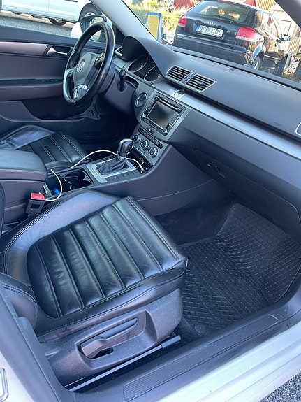 Volkswagen Passat 5 of 9