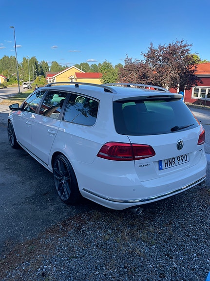 Volkswagen Passat 3 of 9