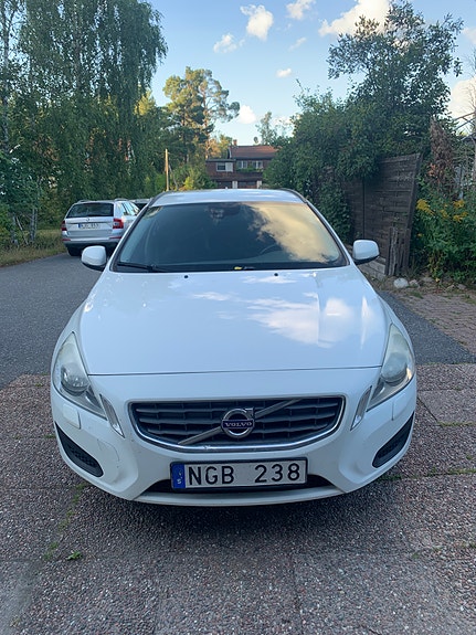 Volvo V60 6 of 7