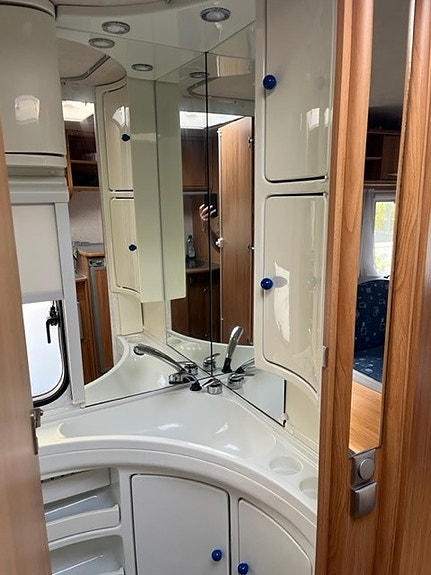 Adria 563Ul 5 of 9